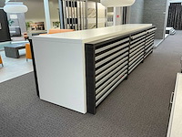 Redec presentatiemeubel