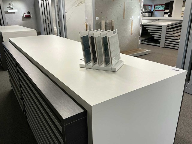 Redec presentatiemeubel - afbeelding 9 van  12