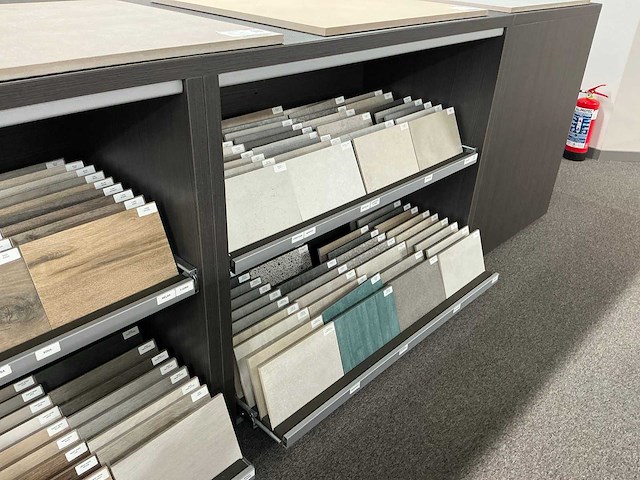 Redec presentatiemeubel - afbeelding 11 van  15