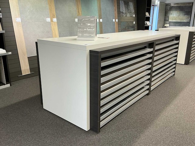 Redec presentatiemeubel - afbeelding 1 van  12