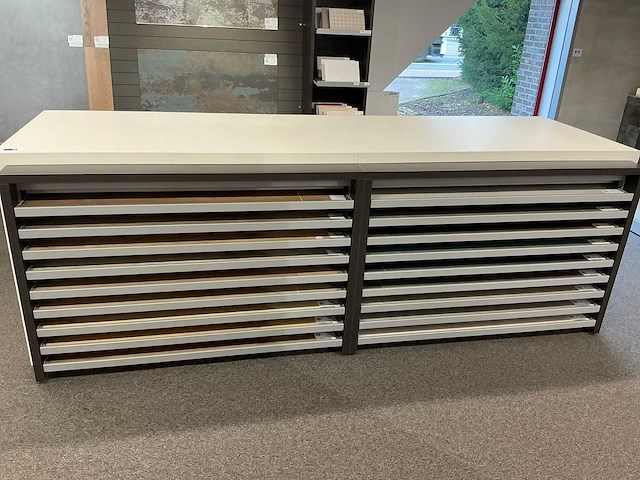 Redec presentatiemeubel - afbeelding 6 van  13