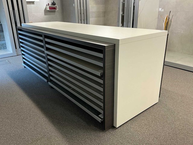 Redec presentatiemeubel - afbeelding 9 van  13