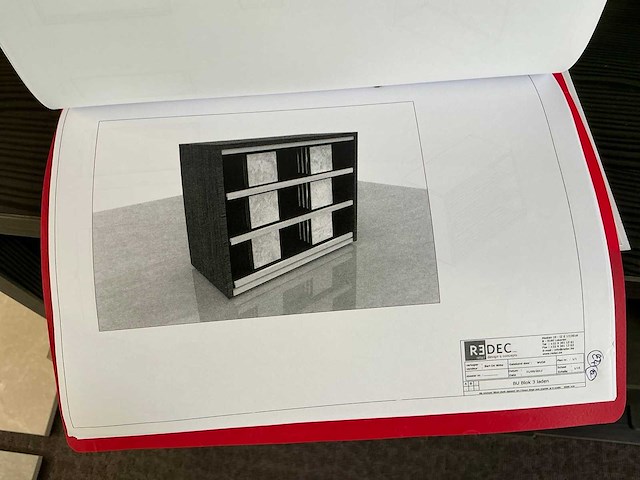 Redec tafel + presentatiemeubels - afbeelding 10 van  19