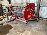 Redexim verti-drain 7521 getrokken grondbeluchter - afbeelding 2 van  3