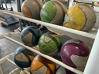 Reebok medicine ball met rek 12x ball krachtstation - afbeelding 3 van  6