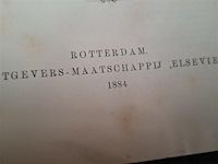 Reeks antieke boeken - afbeelding 3 van  3