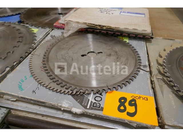 Reeks diverse zaagbladen - afbeelding 3 van  5