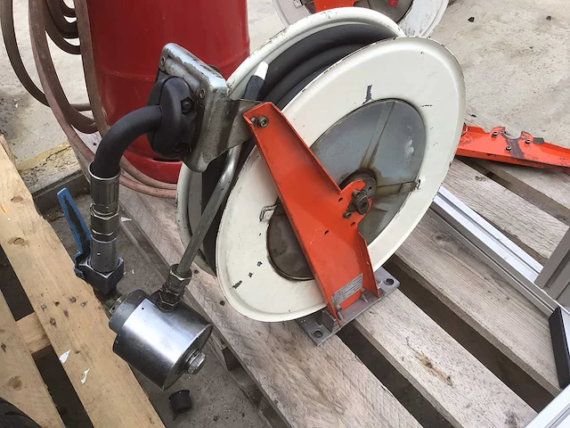 Reel - afbeelding 1 van  2