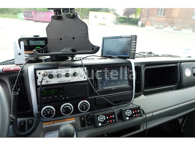 Ref: 1 - fuso canter vuilniswagen - afbeelding 10 van  31