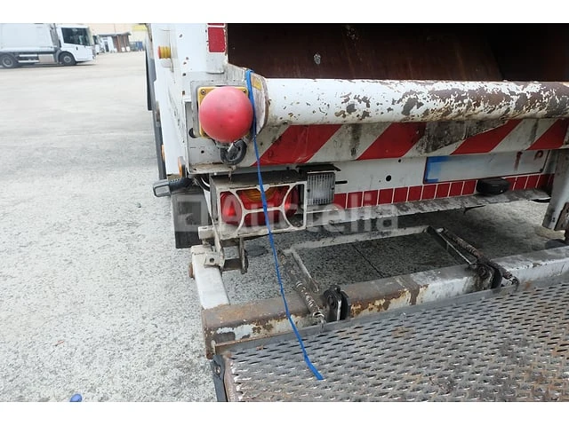 Ref: 9584 - renault access vuilniswagen (2015-121,601 km)(vin: seg1932bl6bf21127) - afbeelding 17 van  41