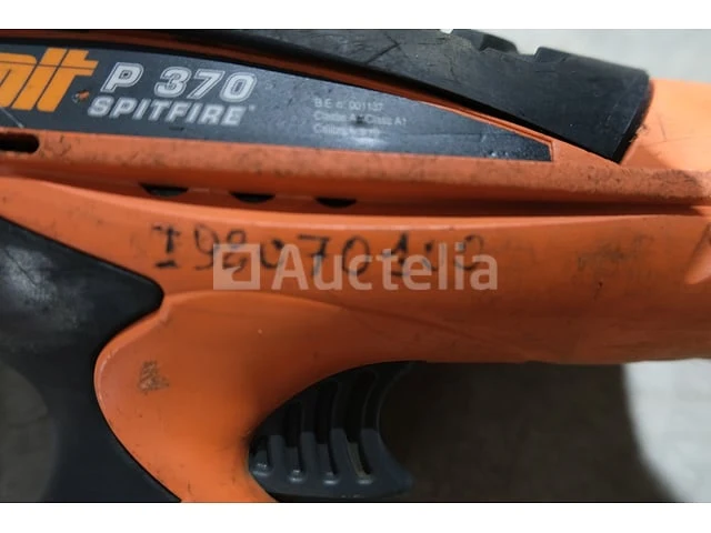 Ref: 9807002-15 - spit p370 spitfire kruitspijkermachine - afbeelding 3 van  7