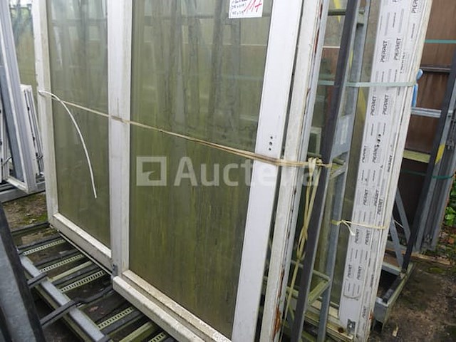 Ref: c31 ezel - 2 vaste en schuifbare pvc-frames - afbeelding 1 van  8