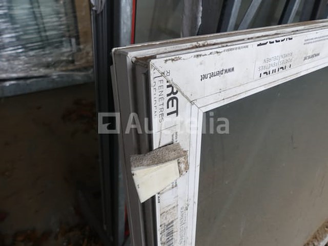 Ref: ezel 171 - 2 vaste pvc chassis - afbeelding 1 van  10