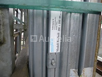 Ref: ezel 20 - 5 5 kanteldeuren voor garages (zonder panelen) - afbeelding 2 van  10