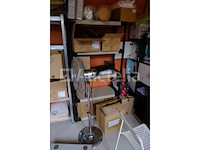 Ref: kavel 1002 - alle inhoud van een kamer - diverse voorwerpen - afbeelding 2 van  7