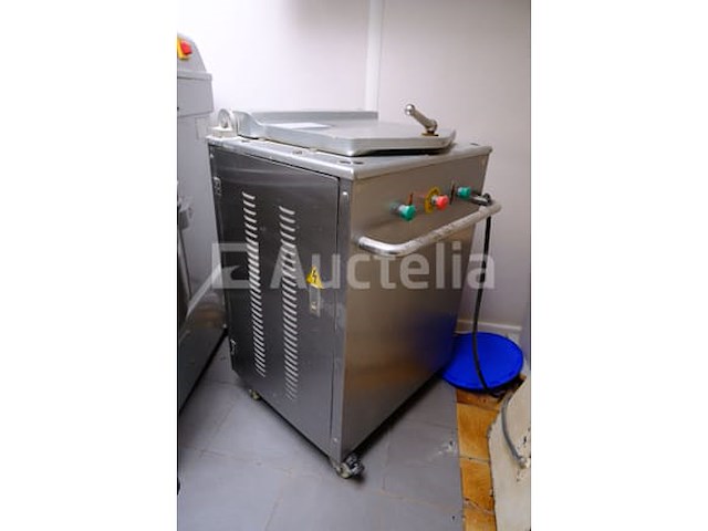 Ref: kavel 108 - div-20 afscheidsdeler - afbeelding 2 van  4