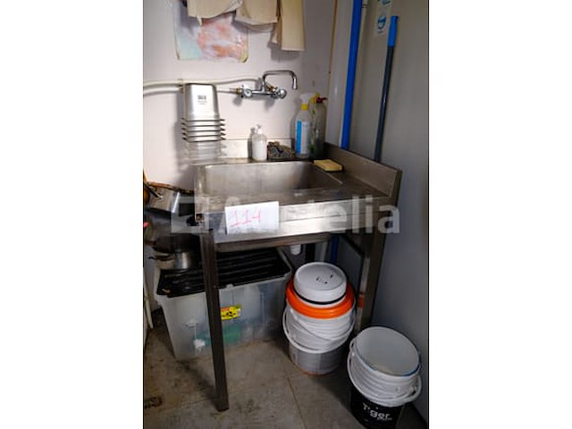 Ref: kavel 114 - roestvrijstalen gootsteen - afbeelding 1 van  5