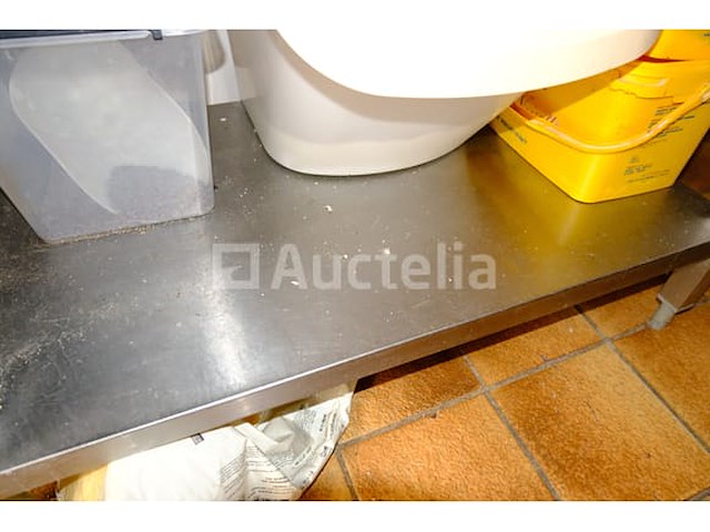 Ref: lot 101 - roestvrijstalen tafels - afbeelding 2 van  3