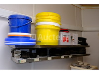 Ref: lot 103 - bakkerijkeukengerei en wandconsoles - afbeelding 3 van  7