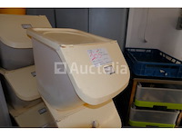 Ref: lot 103 - bakkerijkeukengerei en wandconsoles - afbeelding 5 van  7