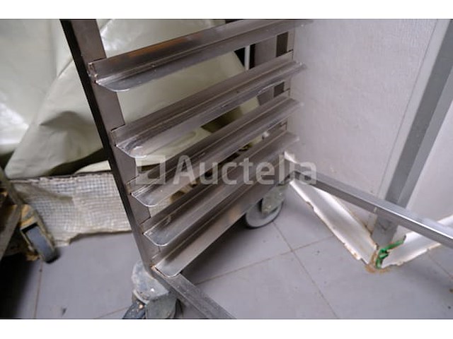 Ref: lot 106 - rektrolley - afbeelding 1 van  4