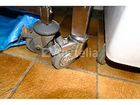 Ref: lot 116 - roestvrijstalen tafels - afbeelding 4 van  4