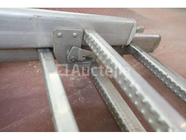 Ref: lot 14 - drievoudige aluminium ladder 3x13 - afbeelding 7 van  7