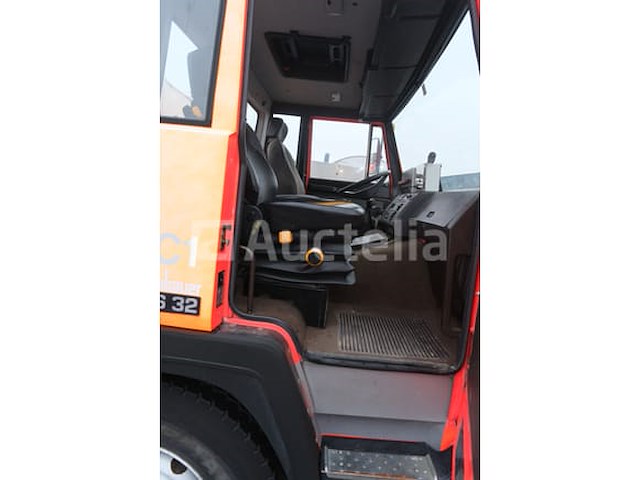 Ref: lot v2 - steyr 19 s 32 tankwagen (1996-37.800 km-vin:van1932yy03yy6517) - afbeelding 25 van  75