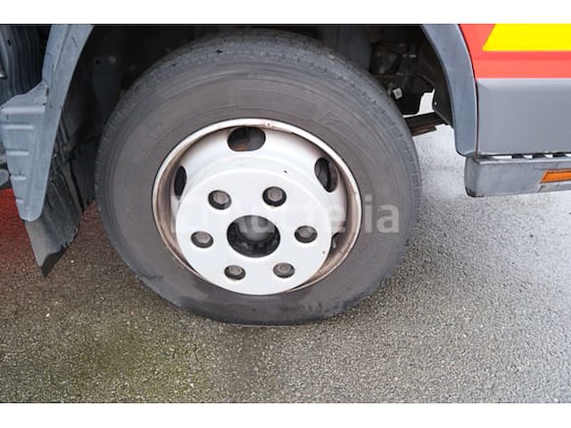 Ref: lot v4 - platte vrachtwagen met tanker mitsubishi canter fuso fe85 (2007-75,247 km-vin:tybfe85pc6dt05456) - afbeelding 31 van  62