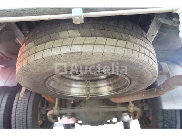 Ref: lot v4 - platte vrachtwagen met tanker mitsubishi canter fuso fe85 (2007-75,247 km-vin:tybfe85pc6dt05456) - afbeelding 34 van  62