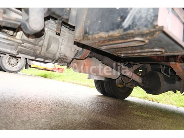 Ref: lot v4 - platte vrachtwagen met tanker mitsubishi canter fuso fe85 (2007-75,247 km-vin:tybfe85pc6dt05456) - afbeelding 42 van  62