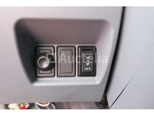 Ref: lot v4 - platte vrachtwagen met tanker mitsubishi canter fuso fe85 (2007-75,247 km-vin:tybfe85pc6dt05456) - afbeelding 51 van  62