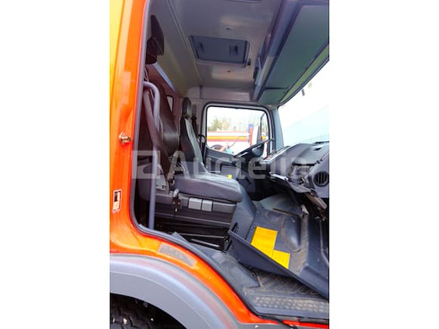 Ref: lot v5 - mercedes-benz atego 1325f pomp truck (2002-32,456 km - vin:wdb9760631k701036) - afbeelding 28 van  82