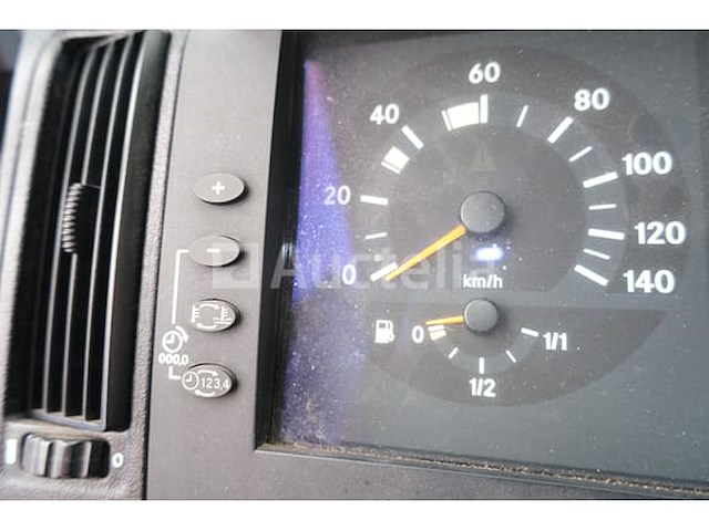 Ref: lot v5 - mercedes-benz atego 1325f pomp truck (2002-32,456 km - vin:wdb9760631k701036) - afbeelding 29 van  82