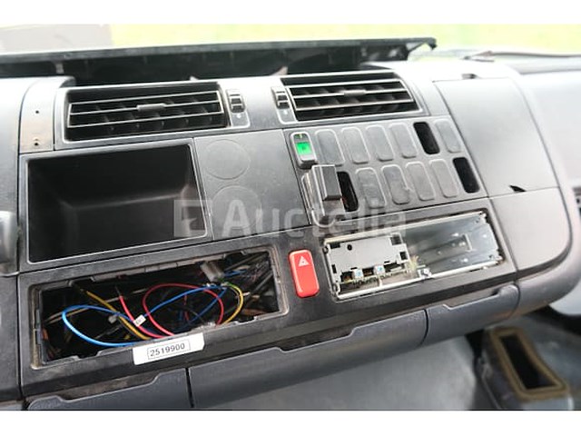 Ref: lot v5 - mercedes-benz atego 1325f pomp truck (2002-32,456 km - vin:wdb9760631k701036) - afbeelding 31 van  82