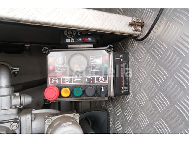 Ref: lot v5 - mercedes-benz atego 1325f pomp truck (2002-32,456 km - vin:wdb9760631k701036) - afbeelding 46 van  82