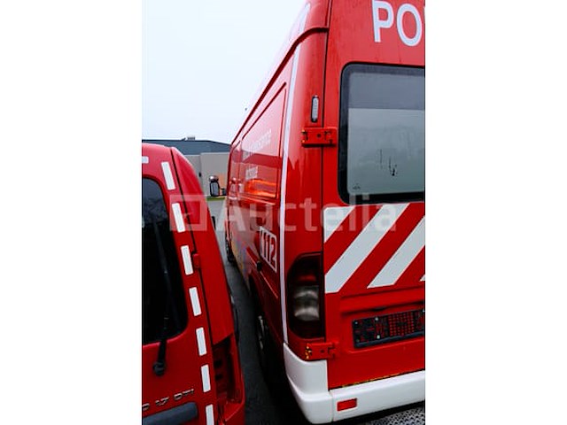 Ref: lot v8 - utility bus (voor onderdelen) mercedes-benz sprinter 316 cdi (2006-359.060 km-vin:wdb9036621r939210) - afbeelding 14 van  63