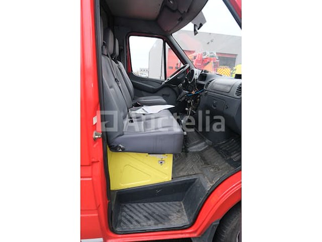 Ref: lot v8 - utility bus (voor onderdelen) mercedes-benz sprinter 316 cdi (2006-359.060 km-vin:wdb9036621r939210) - afbeelding 23 van  63