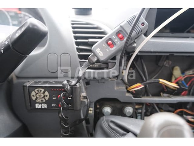 Ref: lot v8 - utility bus (voor onderdelen) mercedes-benz sprinter 316 cdi (2006-359.060 km-vin:wdb9036621r939210) - afbeelding 3 van  63