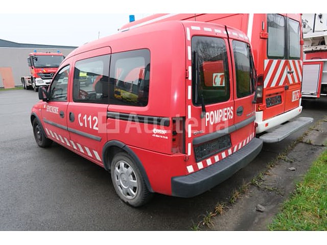 Ref: lot v9 - auto (voor onderdelen) opel combo 1.7 dti (2004-164.456 km-vin:w0l0xcf0643023218) - afbeelding 12 van  53