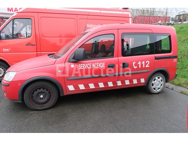Ref: lot v9 - auto (voor onderdelen) opel combo 1.7 dti (2004-164.456 km-vin:w0l0xcf0643023218) - afbeelding 47 van  53