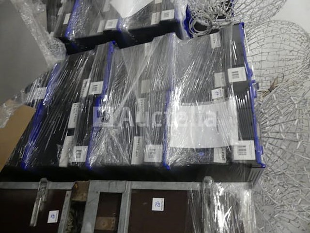 Ref: pallet 4 - 80 verschillende led-lichtsnoeren - afbeelding 1 van  4