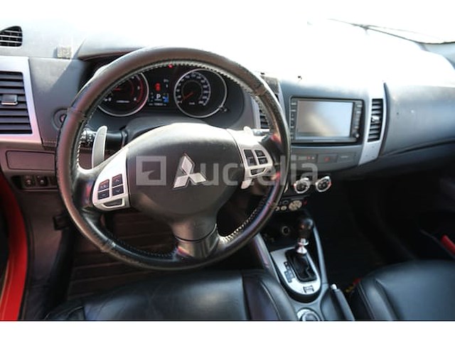 Ref: r66 - mitsubishi outlander voertuig (2010-159,631 km-vin:jmbxmcw7wbf001007) - afbeelding 16 van  41