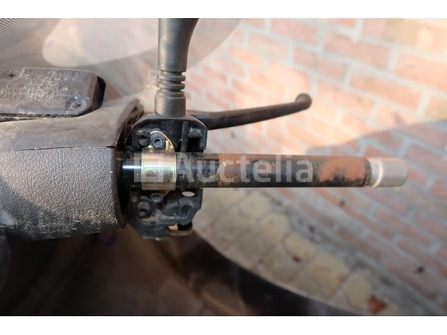 Ref: v2 - 125 cc scooter (voor onderdelen) mbk skyliner - afbeelding 6 van  14