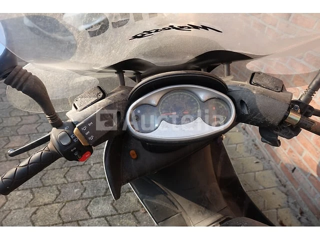 Ref: v2 - 125 cc scooter (voor onderdelen) mbk skyliner - afbeelding 9 van  14