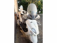 Ref: v2 - 125 cc scooter (voor onderdelen) mbk skyliner - afbeelding 12 van  14