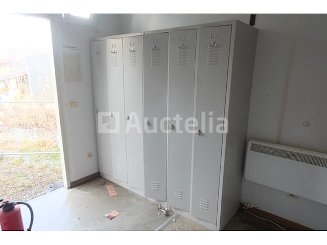 Ref:0212 - geïsoleerde bouwplaatscontainer + inhoud - afbeelding 3 van  21