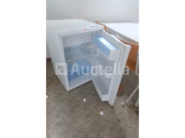 Ref:0212 - geïsoleerde bouwplaatscontainer + inhoud - afbeelding 9 van  21