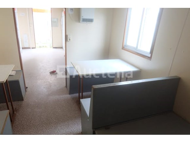 Ref:0233 - geïsoleerde bouwplaatscontainer + inhoud - afbeelding 2 van  13