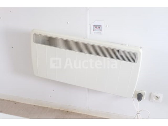 Ref:0255 - geïsoleerde bouwplaatscontainer + inhoud - afbeelding 1 van  16